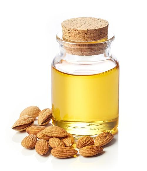 Bitter almond oil(CAS#8013-76-1)